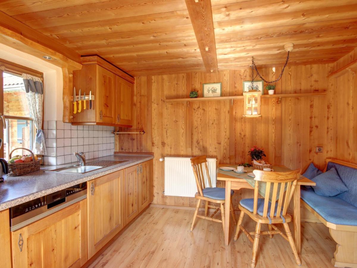 Gaestehaus Hirschbichler - Chiemgau Karte Apartment Inzell
