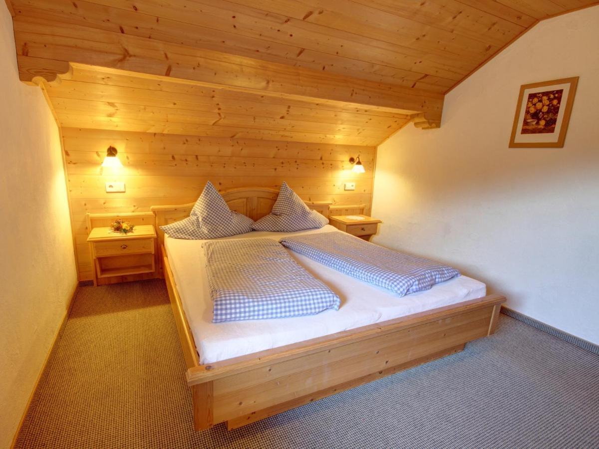 Gaestehaus Hirschbichler - Chiemgau Karte Apartment Inzell