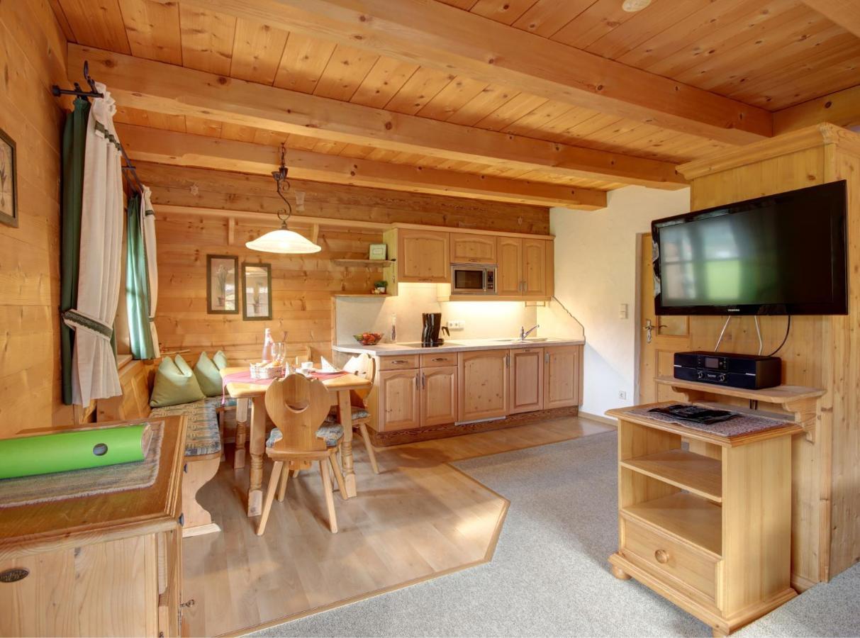 Apartment Gaestehaus Hirschbichler - Chiemgau Karte *